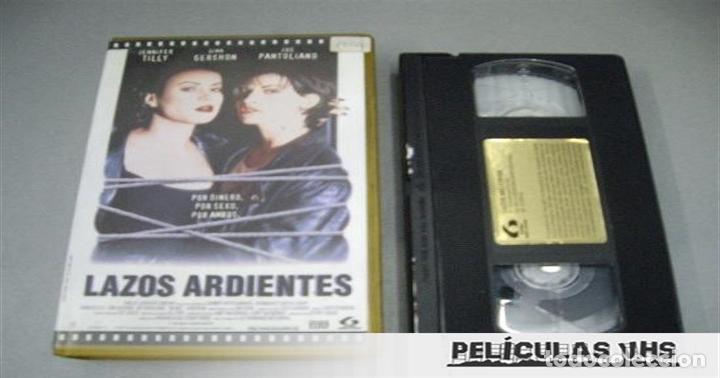 Cinema: Pel&iacute;cula Lazos Ardientes en VHS