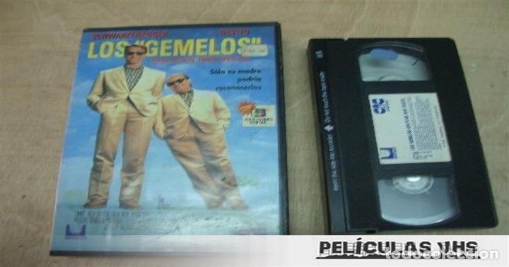 Cine: Pel&iacute;cula Los Gemelos en VHS - Foto 1