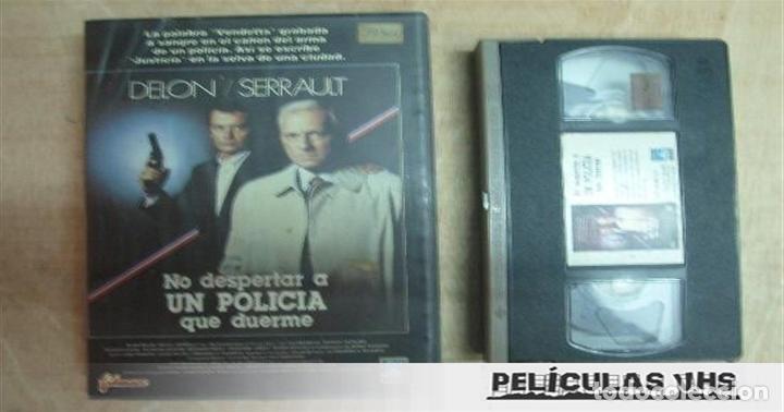 Cinema: Pel&iacute;cula No Despertar A Un Polic&iacute;a Que Duerme en VHS