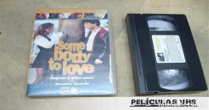 Kino: Pel&iacute;cula Some Boddy To Love en VHS