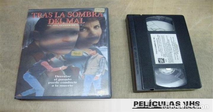 Cine: Pel&iacute;cula Tras La Sombra Del Mal en VHS