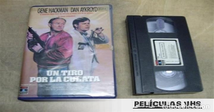 Cine: Pel&iacute;cula Un Tiro Por La Culata en VHS