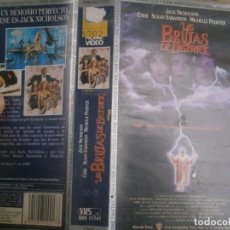 Cinema: PELICULA VHS, LAS BRUJAS DE EASWICK. Lote 228570110