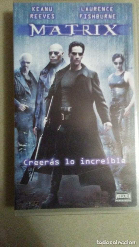 Cine: MATRIX - Foto 1