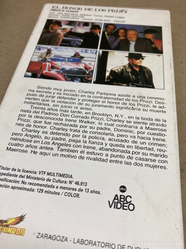 Cine: Pel&iacute;cula VHS El Honor de los prizzi - Foto 2