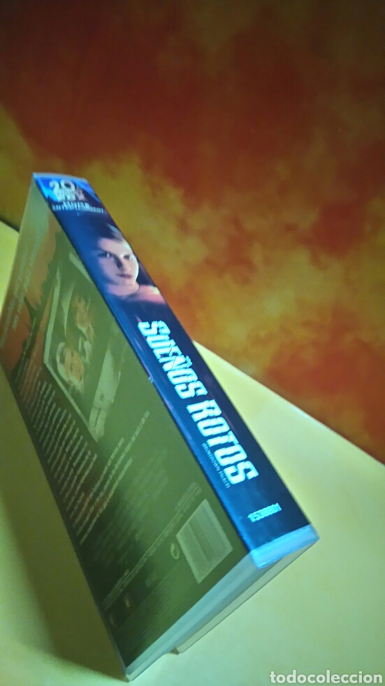 Cine: SUE&Ntilde;OS ROTOS - VHS - Foto 3