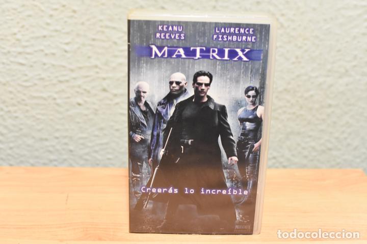 Cine: Pel&iacute;cula en VHS: MATRIX - Foto 1