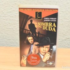 Cine: PELÍCULA EN VHS: LA SOMBRA DE UNA DUDA. Lote 241387235