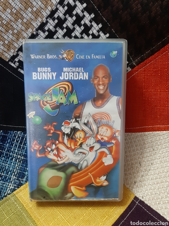 Cine: VHS Space Jam - Foto 1