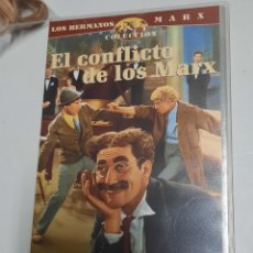 Cine: EL CONFLICTO DE LOS HERMANOS MARX. VHS