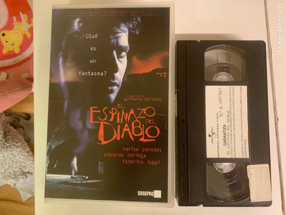 Kino: El espinazo del diablo VHS caja grande primera edici&oacute;n