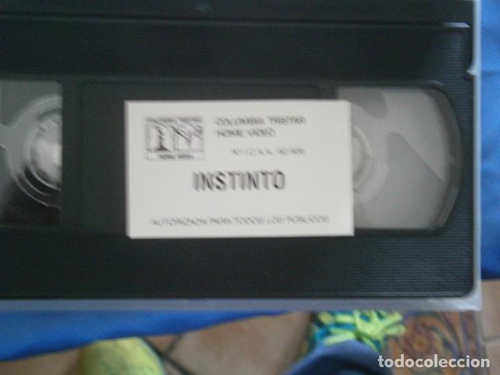 Cine: PELICULA VHS, INSTINTO - Foto 2