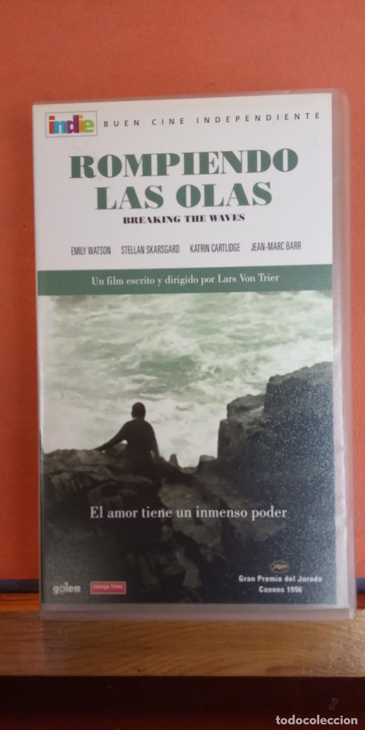 Cine: VHS. ROMPIENDO LAS OLAS. EMILY WATSON. - Foto 1