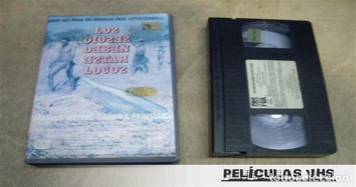 Cinema: Pel&iacute;cula Los Dioses Deben Estar Locos en VHS