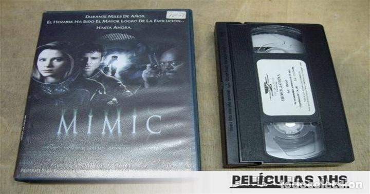 Cinema: Pel&iacute;cula Mimic en VHS