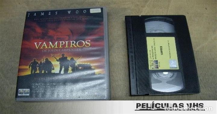 Cine: Pel&iacute;cula Vampiros en VHS