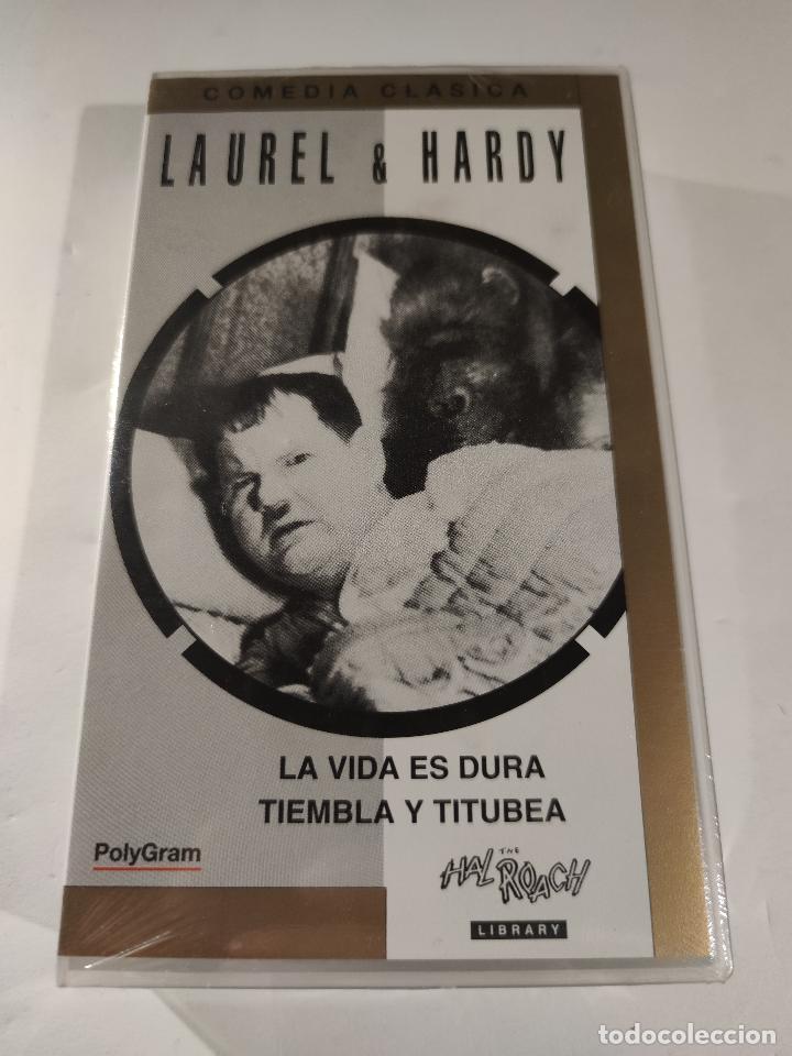 Kino: La Vida es Dura / Tiembla y Titubea - James Parrott