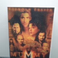 Cine: THE MUMMY RETURNS - EL REGRESO DE LA MOMIA. VHS CARATULA 3D. BRENDAN FRASER, RACHEL WEISZ, THE ROCK