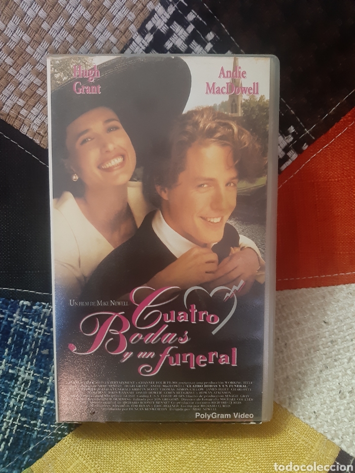 Cinema: VHS Cuatro Bodas y un Funeral