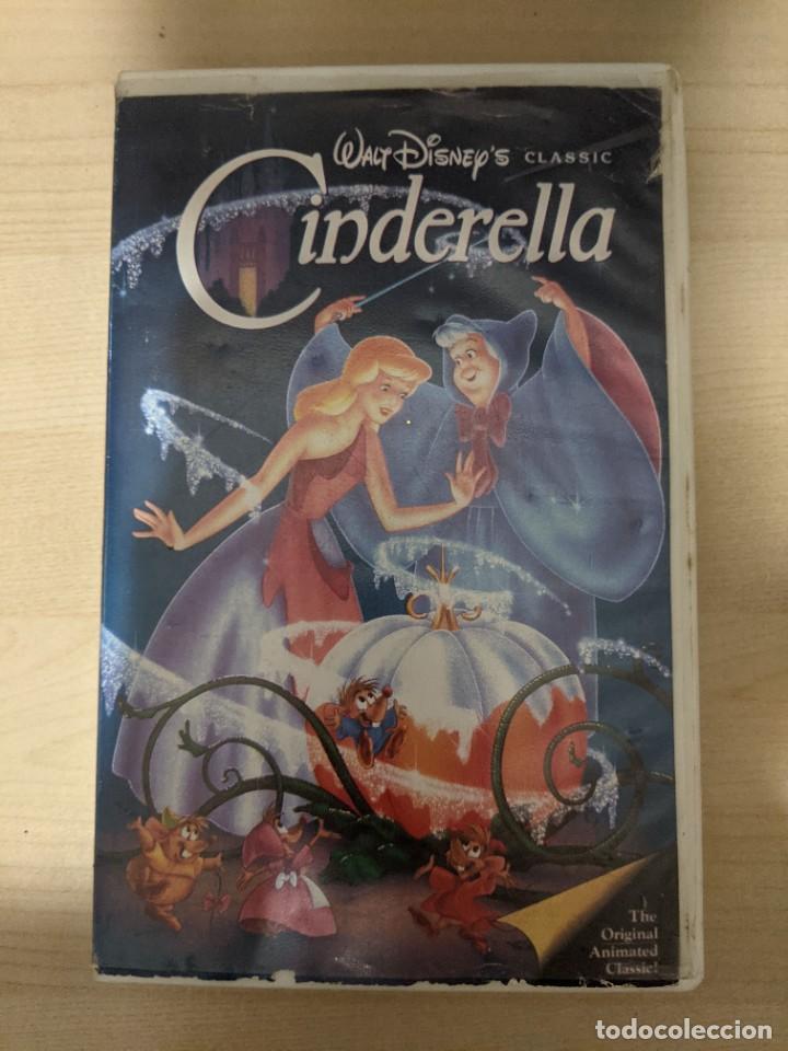 Cine: PEL&Iacute;CULA &rdquo;CINDERELLA&rdquo; - Foto 1