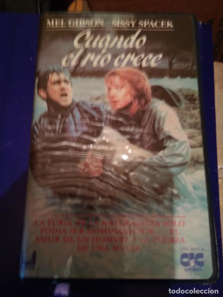 Cine: CUANDO EL RIO CRECE