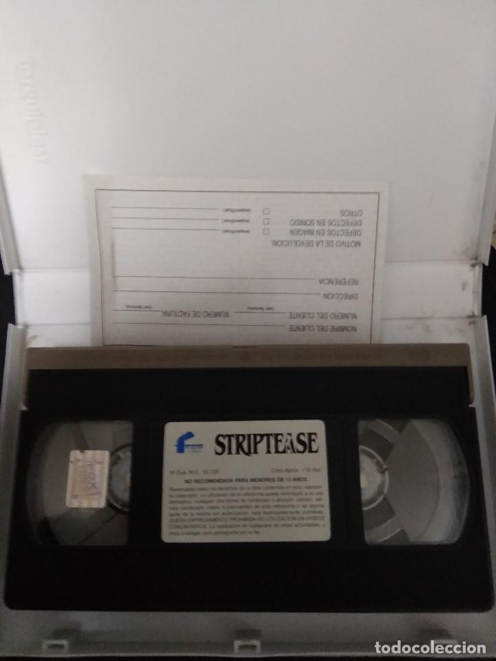 Cine: STRIPTEASE - Foto 3