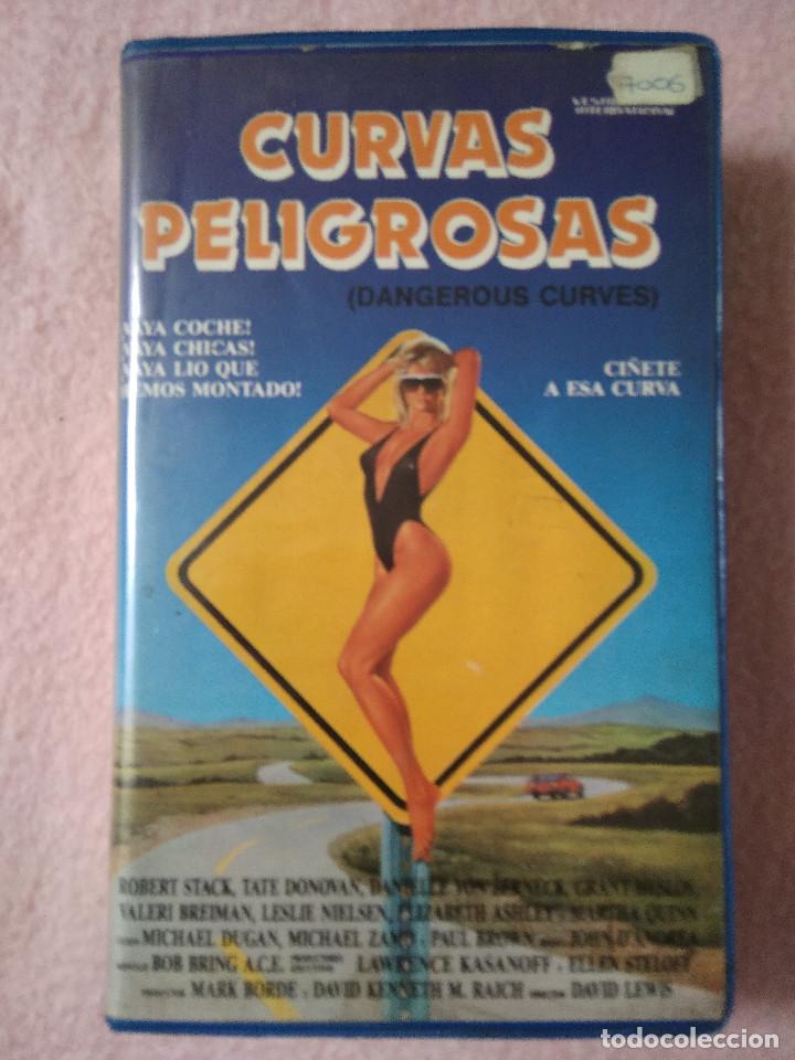 Cine: CURVAS PELIGROSAS - Foto 1