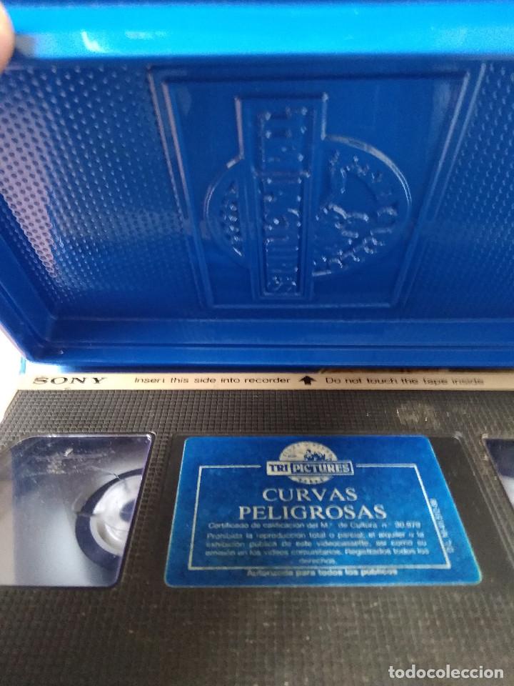 Cine: CURVAS PELIGROSAS - Foto 3