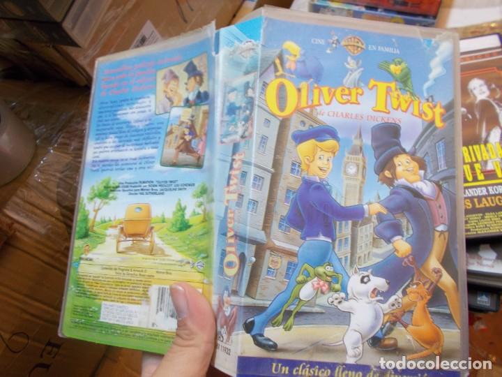 Cine: OLIVER TWIST VHS - Foto 2
