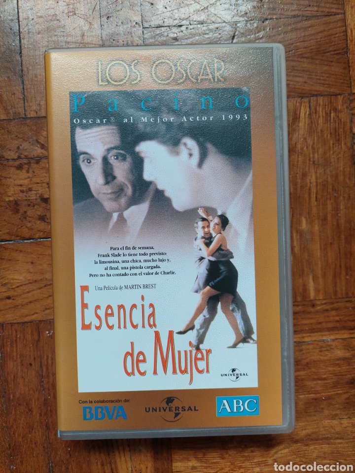 Cine: Pelicula: Esencia de mujer