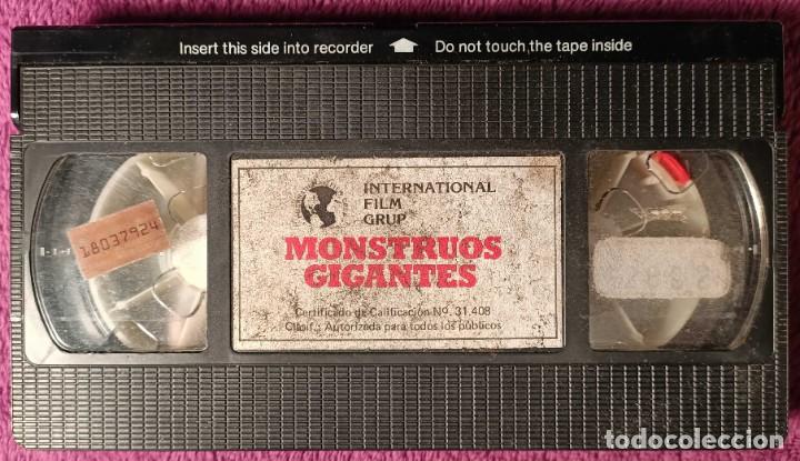 Cine: Pel&iacute;cula VHS - Monstruos Gigantes, 1992