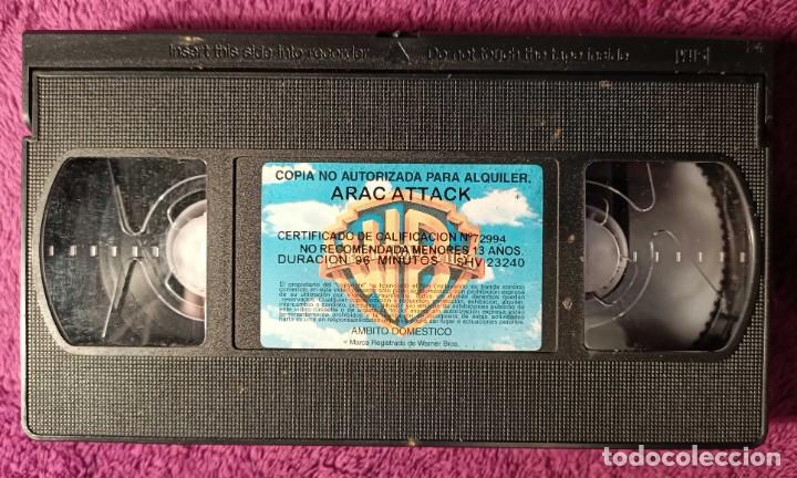 Cine: Pel&iacute;cula VHS - Arac Attack, 2002