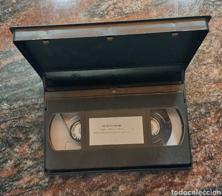 Cine: VHS Alienator, the ultimate terminator - Foto 3