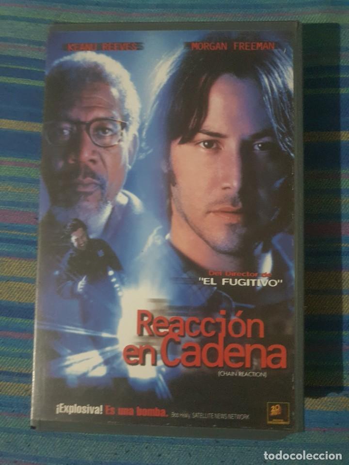 Kino: VHS REACCI&Oacute;N EN CADENA