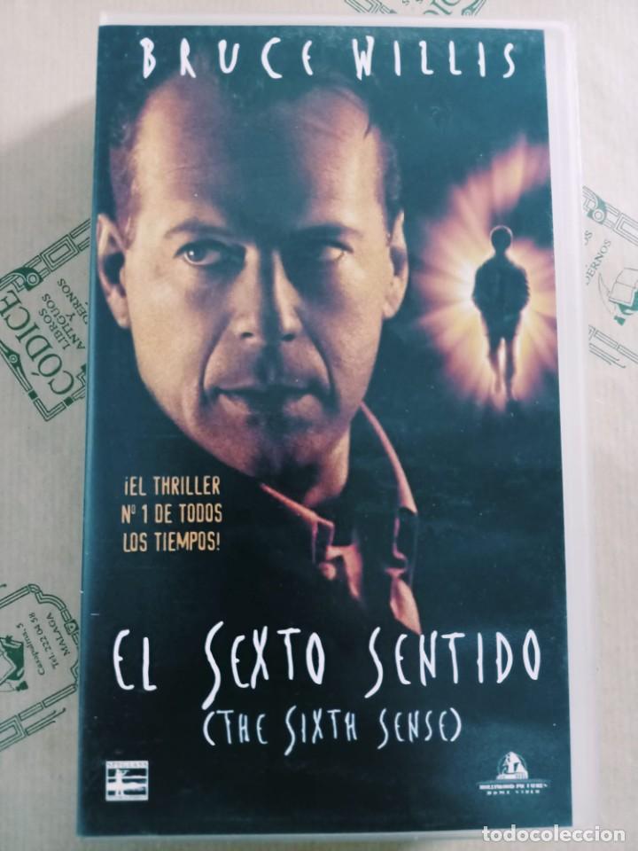 Cine: VHS EL SEXTO SENTIDO - Foto 1