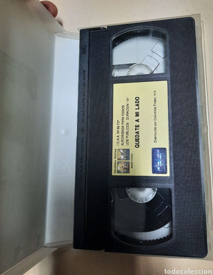Cine: Qu&eacute;date a mi lado. VHS - Foto 2