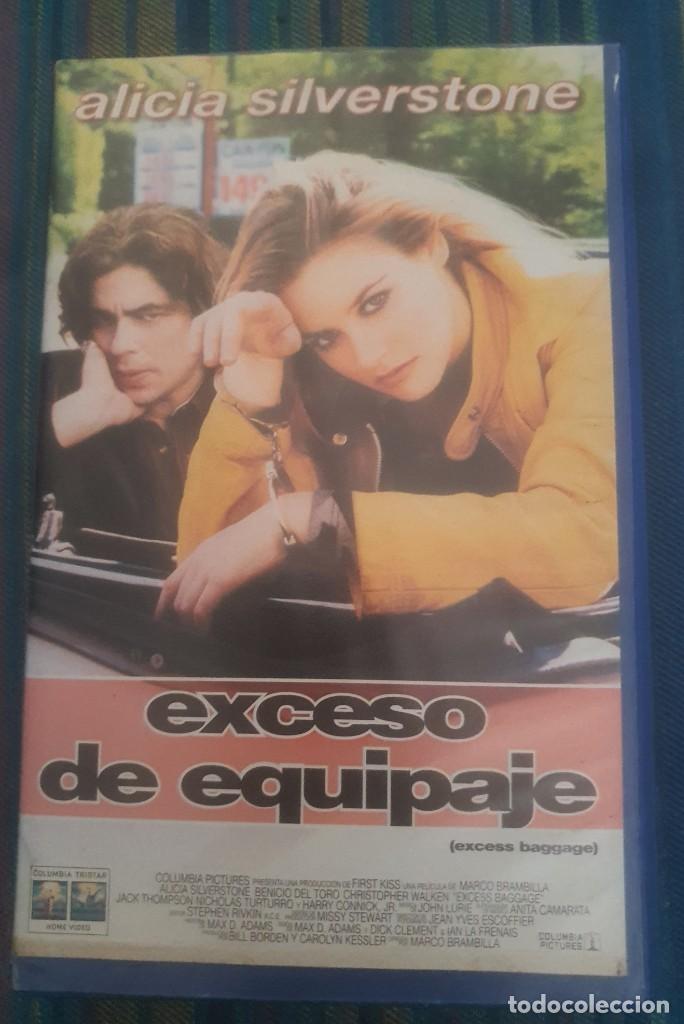 Cine: VHS EXCESO DE EQUIPAJE