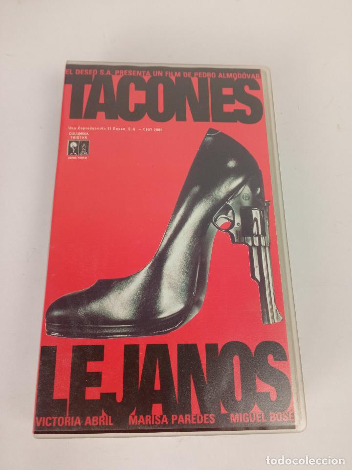 TACONES LEJANOS