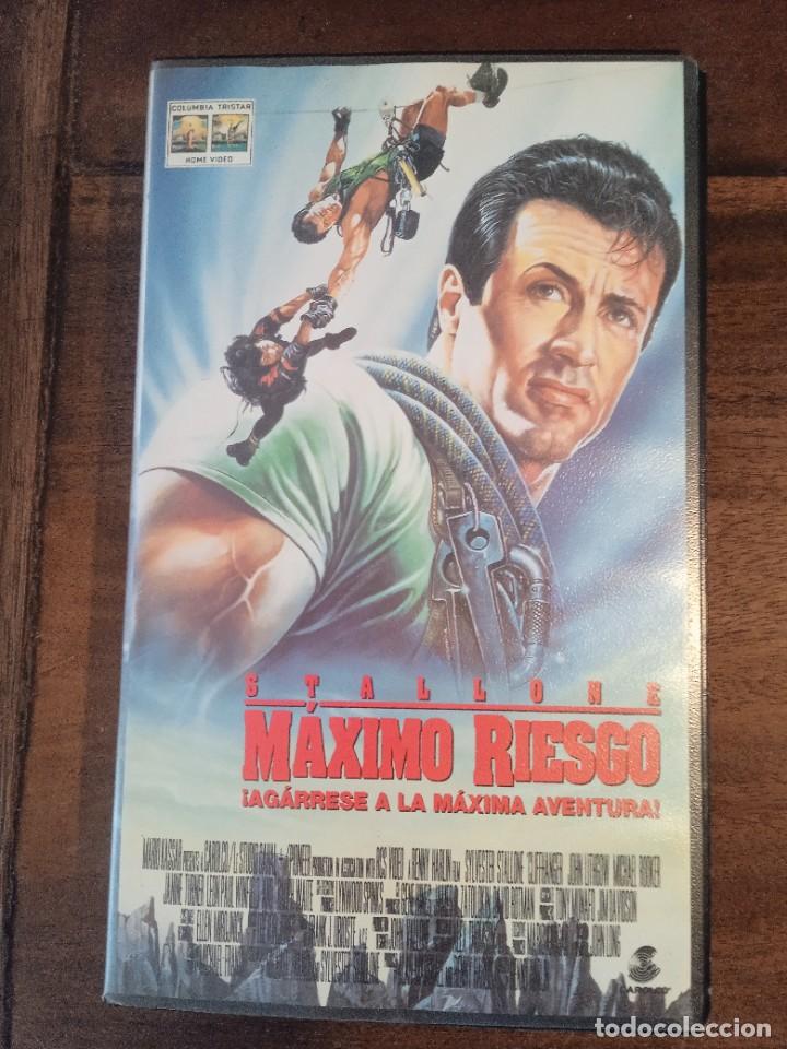 Cine: M&Aacute;XIMO RIESGO - STALLONE - VHS - Foto 1