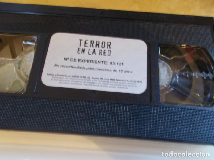 Cine: TERROR EN LA RED VHS - Foto 4