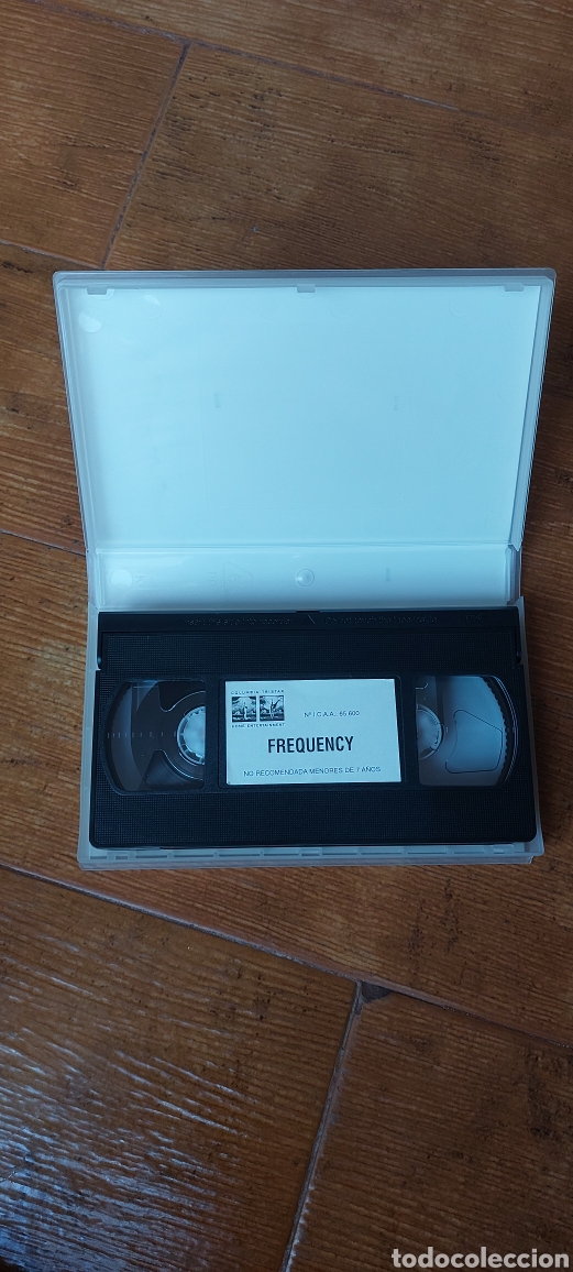 Cine: VHS Frequency - Foto 4