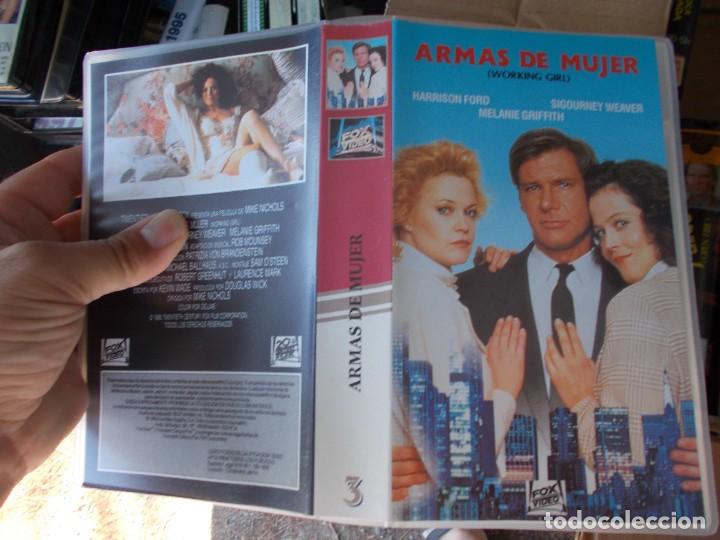 Cine: ARMAS DE MUJER VHS - Foto 1