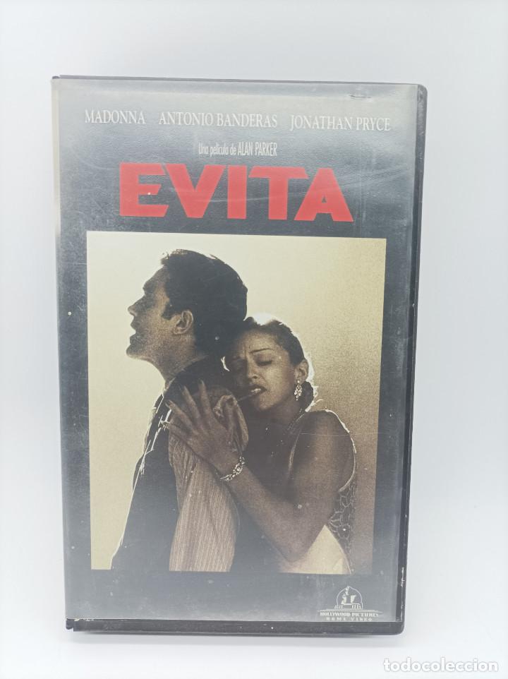 Cine: EVITA - Foto 1