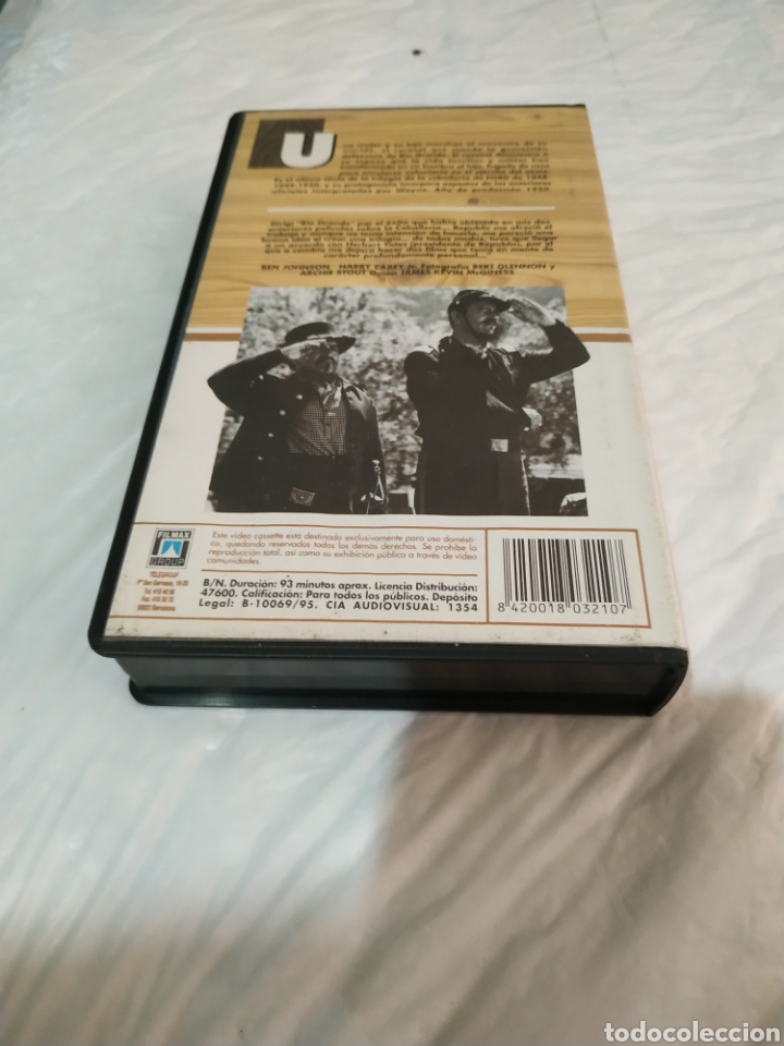Cine: R&iacute;o Grande. VHS. John Wayne. - Foto 2