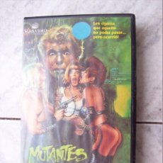 Cinema: MUTANTES EN LA UNIVERSIDAD VHS. Lote 363299890