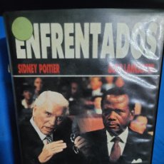 Cine: ENFRENTADOS VHS [B1]. Lote 363308220