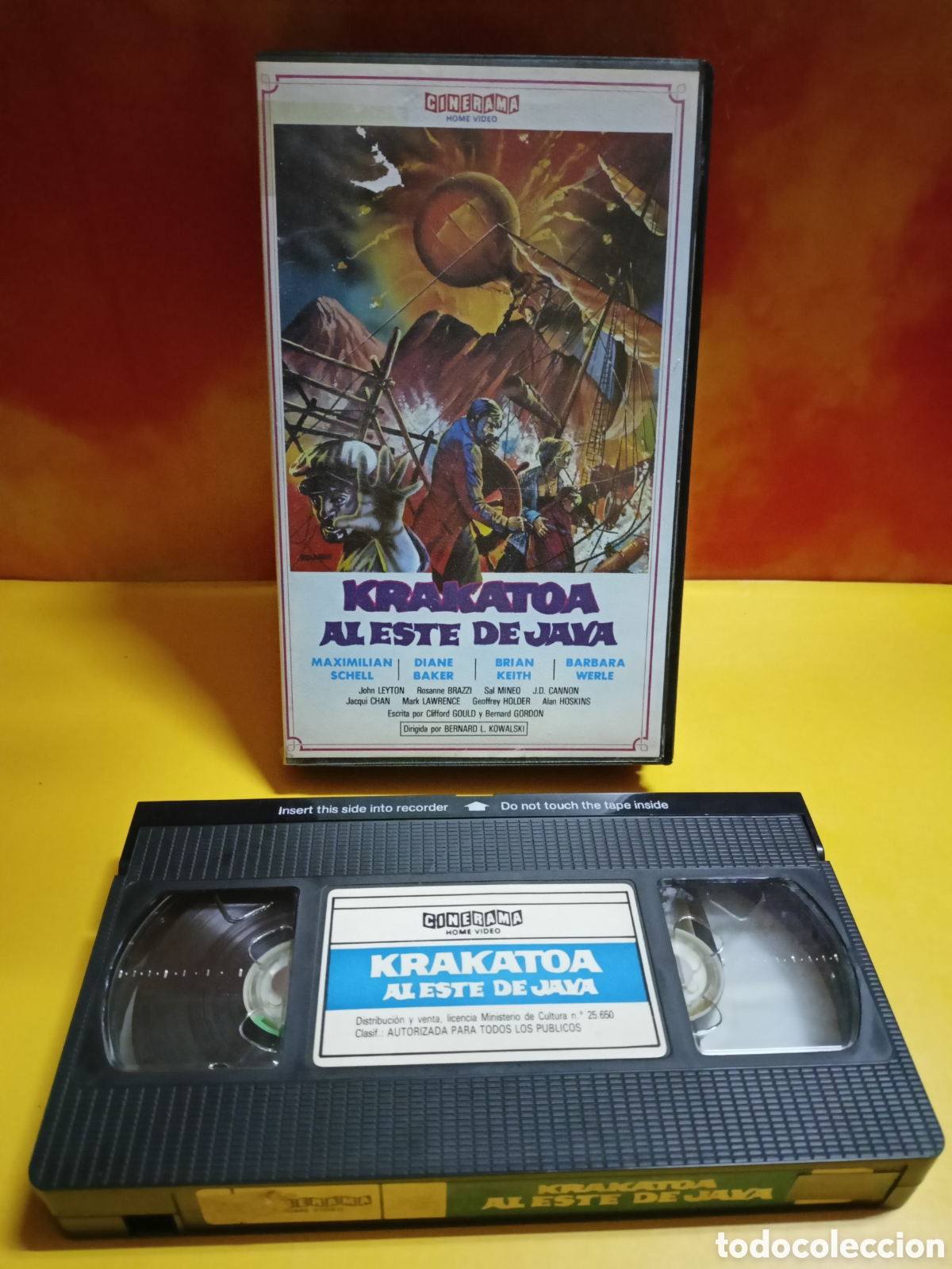 Cine: KRAKATOA AL ESTE DE JAVA - Maximilian Schell, Diane Baker - (1968) - VHS - Foto 2