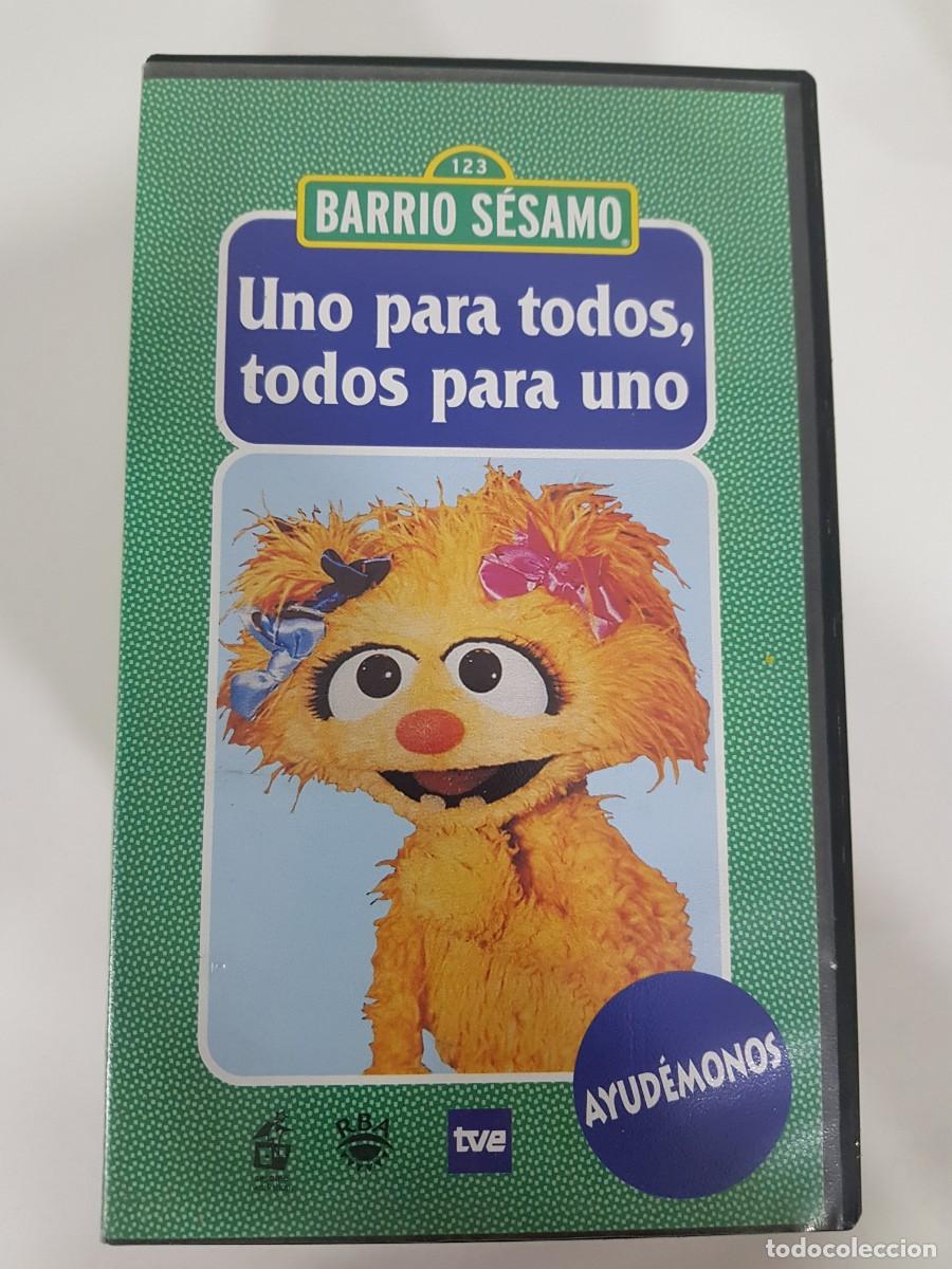 Cine: VHS. BARRIO SESAMO. UNO PARA TODOS, TODOS PARA UNO. AYUDEMONOS