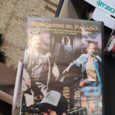 Cine: VHS VIDEO BUSCANDO EL PASADO TONY WHARMBY NO EDITADA EN DVD UNICA EN TC PARAMOUNT CIC