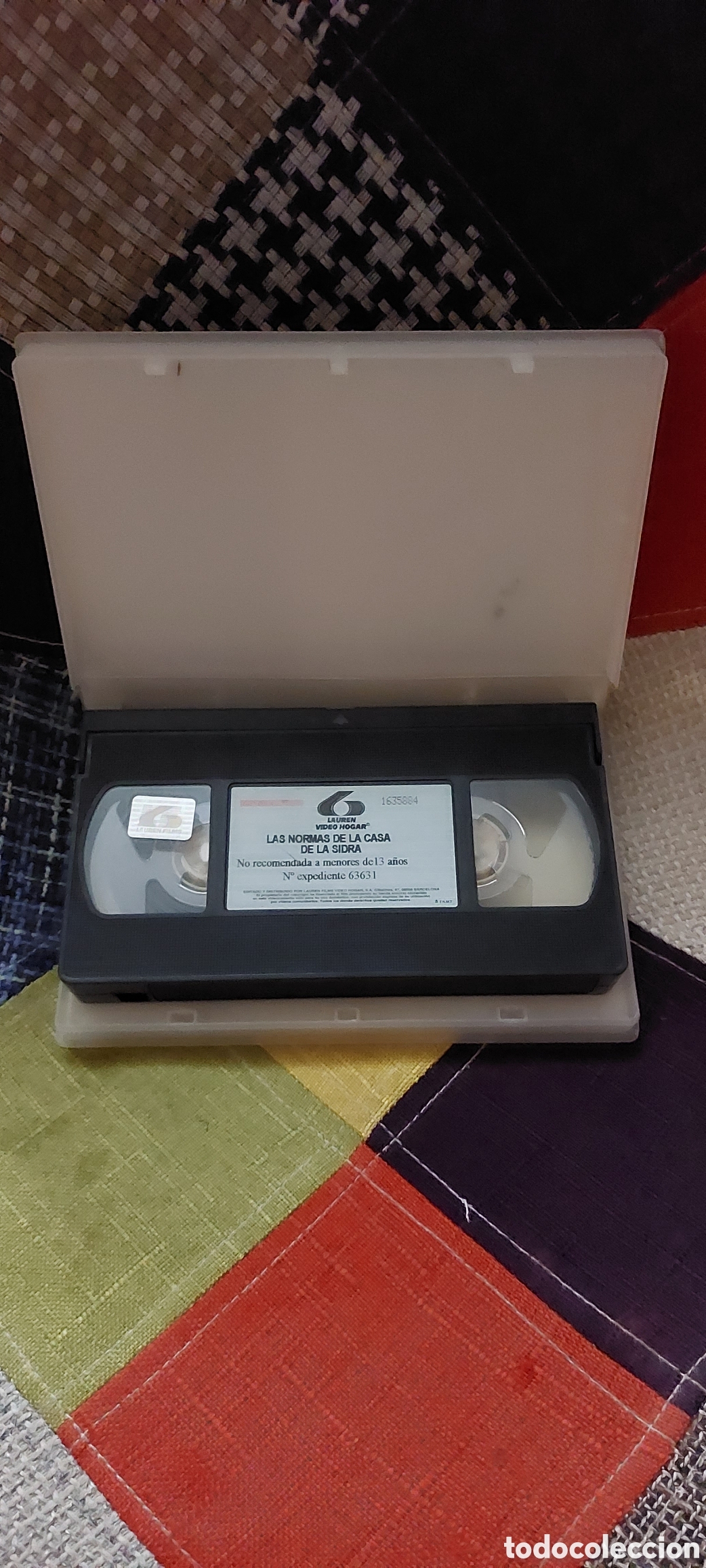 Cine: VHS Las Normas de la Casa de la Sidra - Foto 4